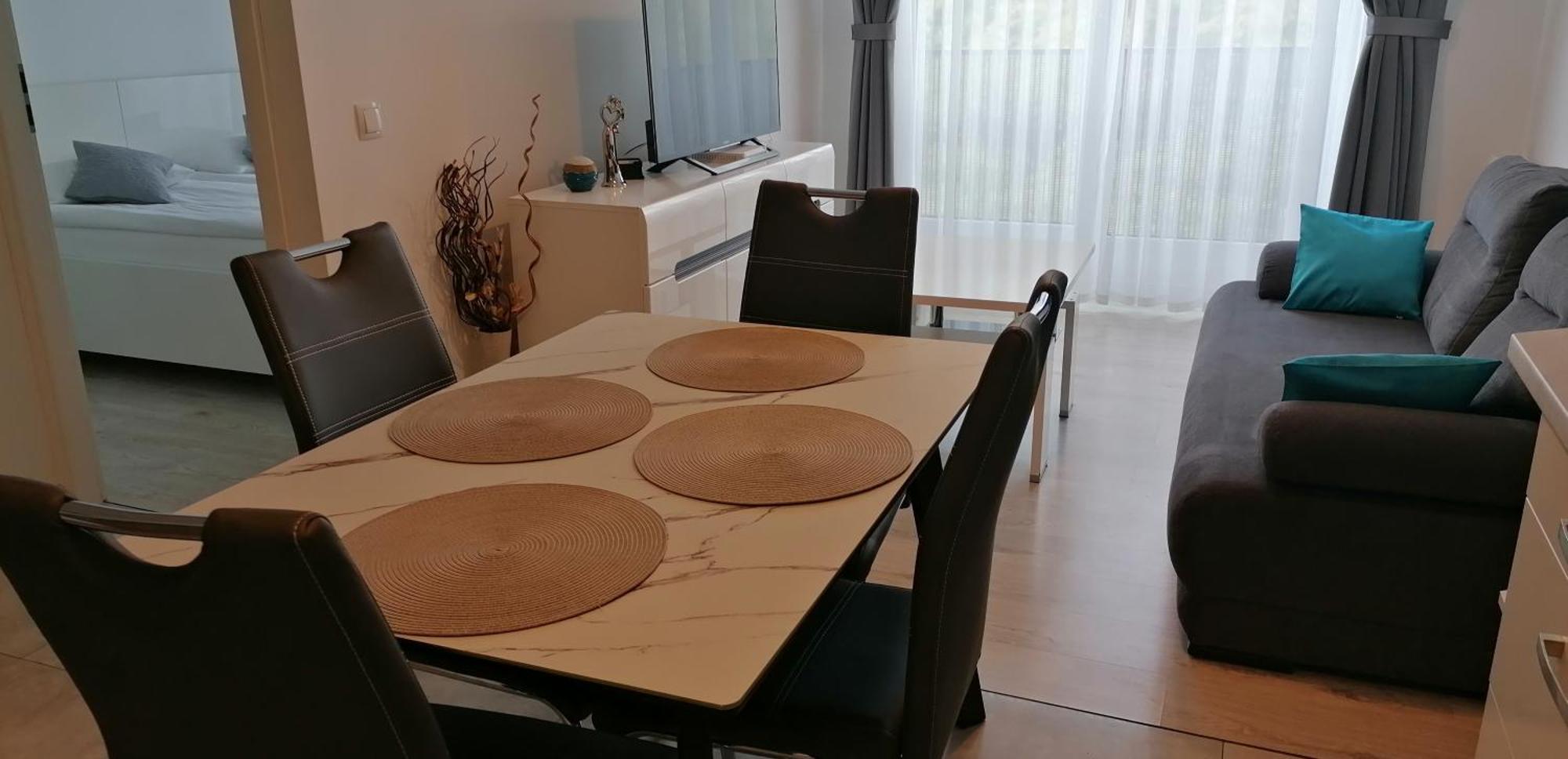 Apartamenty Mariela-Kolobrzeg Z Garazem Ngoại thất bức ảnh