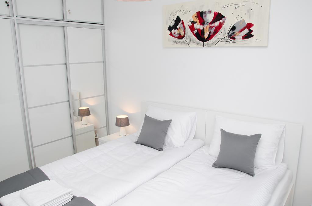 Apartamenty Mariela-Kolobrzeg Z Garazem Ngoại thất bức ảnh